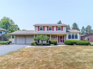 49 Tartarian Cir, Rochester, NY 14612