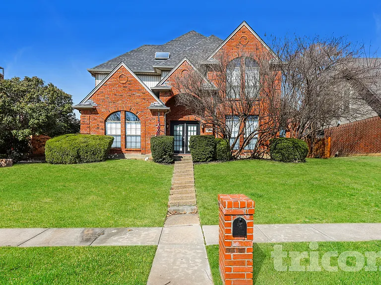 2115 Fawn Ridge Trl — Photo 1