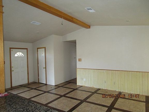 3rd image of 226 Clayton Dr