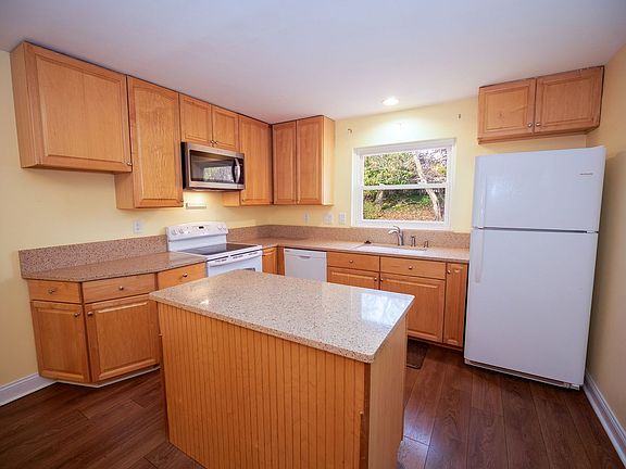 4th image of 1739 Grandle Ct