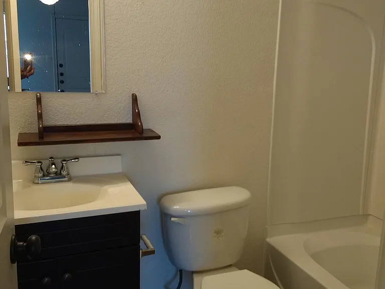 8124 Doreen Ave — Photo 10