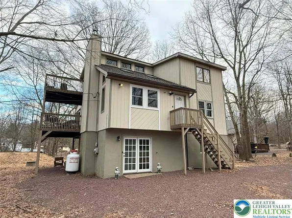 248 Penn Forest Trl, Albrightsville, PA 18210
