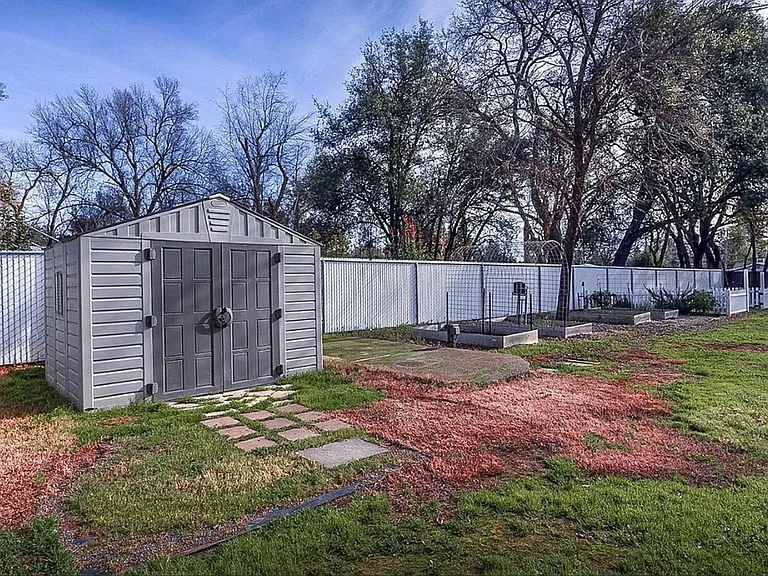 20577 Sunset Ln — Photo 25