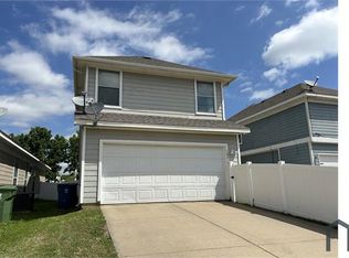10216 Waterbury Dr, Aubrey, TX 76227