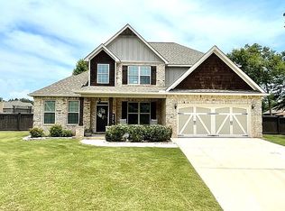 106 Anderson Ct #77, Bonaire, GA 31005