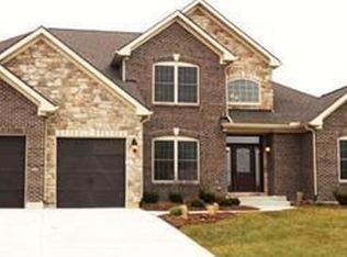 1210 English Bridle Ct, Centerville, OH 45458