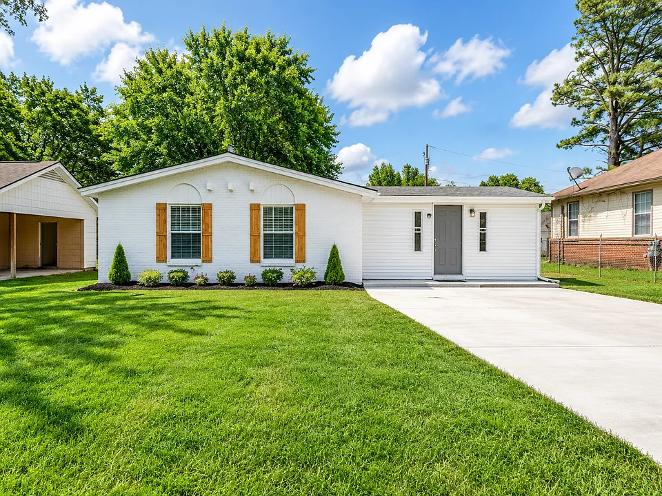 4980 Vickie Dr