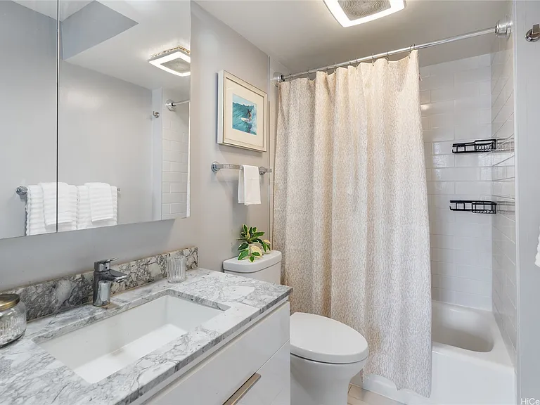 400 Hobron Ln #3314 — Photo 16