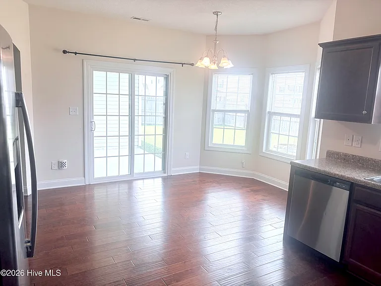 311 Aquamarine Cir — Photo 18