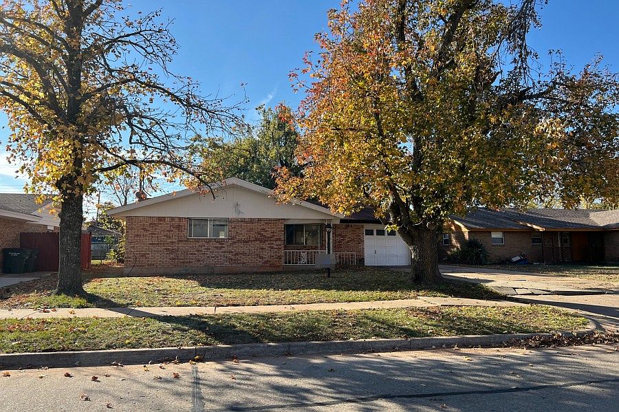 1st image of 3016 Chetwood Dr