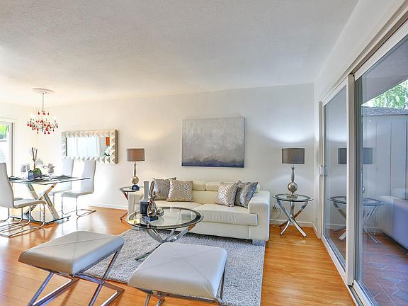 3rd image of 21056 White Fir Ct