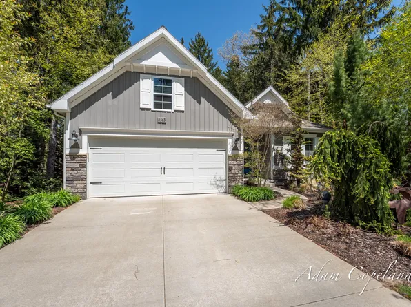 6563 Sanctuary Trl, Saugatuck, MI 49453