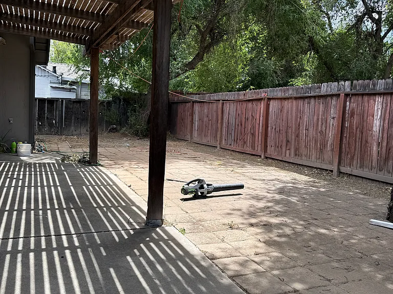 560 W Emerson Ave — Photo 19
