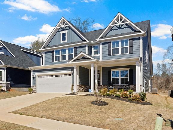 2nd image of 356 Hollythorpe Ln