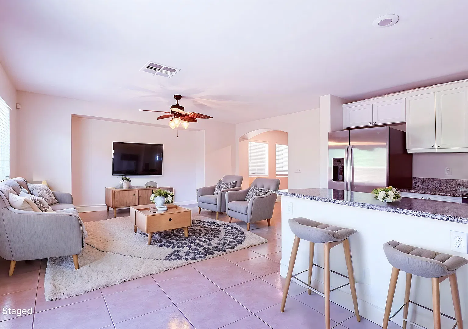 Wonderful 4-bedroom, 3-bathroom home located in the desirable Rhodes Ranch golf course community — Photo 3