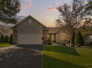 2007 14th St NE, Faribault, MN 55021