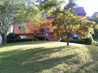 886 Howe Ave #B, Shelton, CT 06484