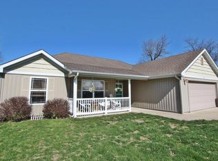 505 N Henry Clay Blvd, Ashland, MO 65010