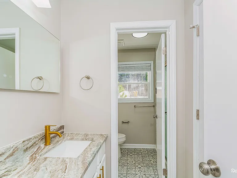 3019 Sprucewood Dr — Photo 8