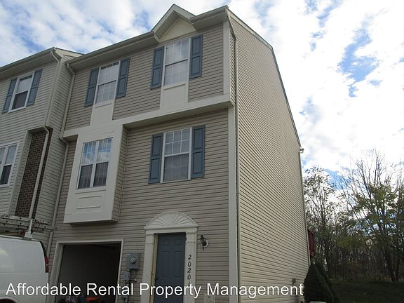 2nd image of 20201 Kellys Ln