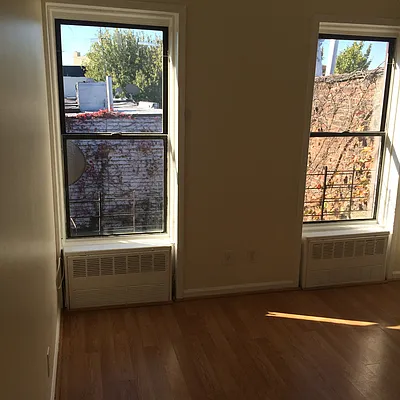 Rented by Stribling | media 24