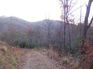 119 Wildflower Dr, Franklin, NC 28734