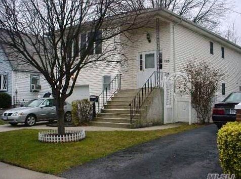 1st image of 265 Lawrence St