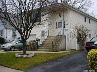 265 Lawrence St, Uniondale, NY 11553