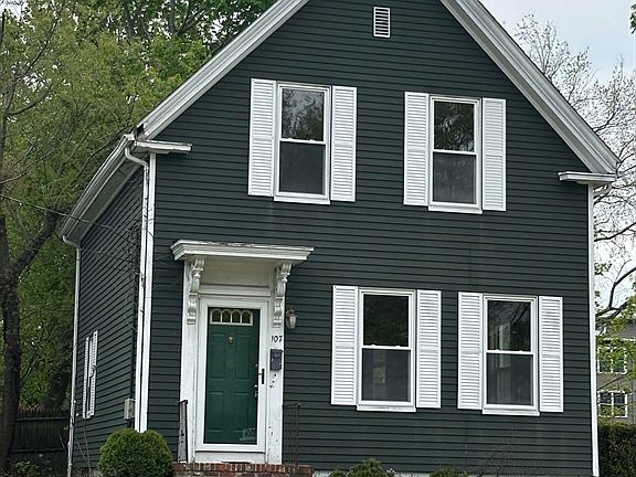 3rd image of 107 E Water St