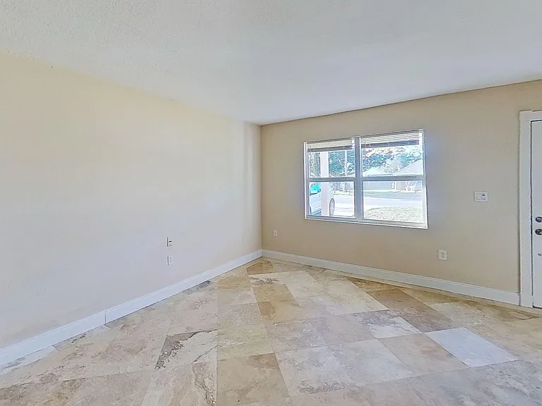 330 Stahlman Ave — Photo 18