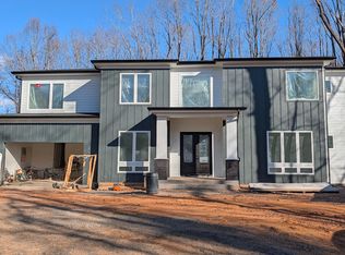 6634 Davis Ford Rd, Manassas, VA 20111