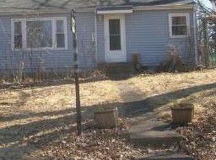 5031 Woodridge Rd, Mound, MN 55364