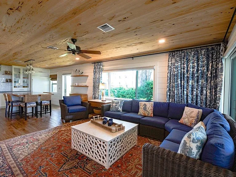 6020 Midnight Pass Rd #26 — Photo 8