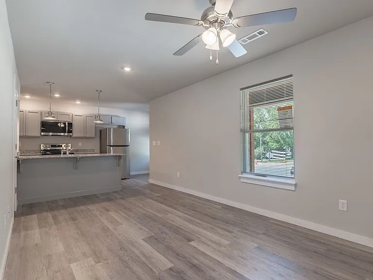 1342 N Porter Rd — Photo 5
