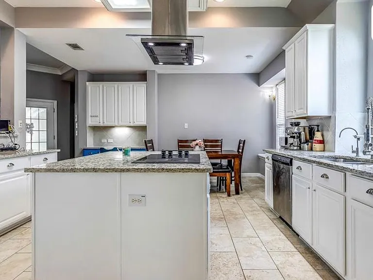 5717 Hilton Head Dr — Photo 5