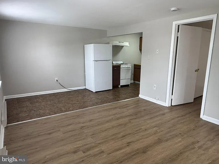 109 Bentz St S #1 — Photo 5