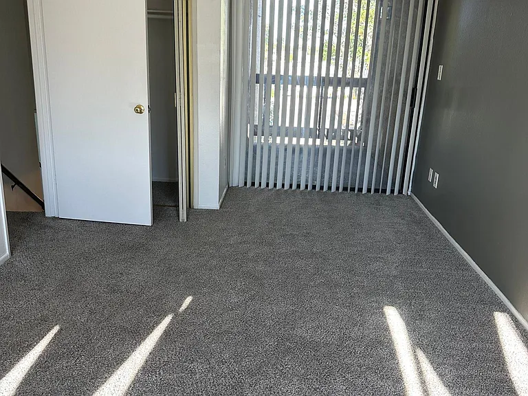 3431 Artesia Blvd #24 — Photo 32