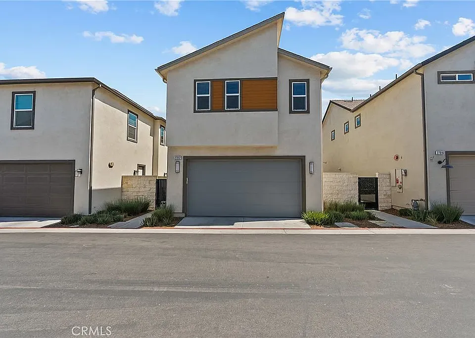 27012 Trail View Ln