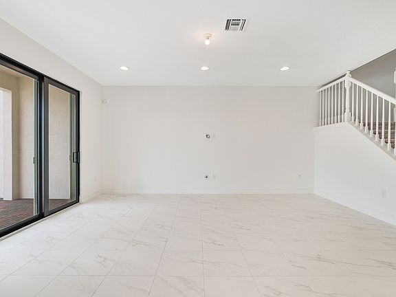 Great room with access to lanai