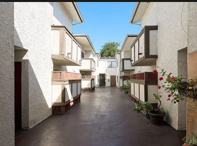Courtyard in the early afternoon.