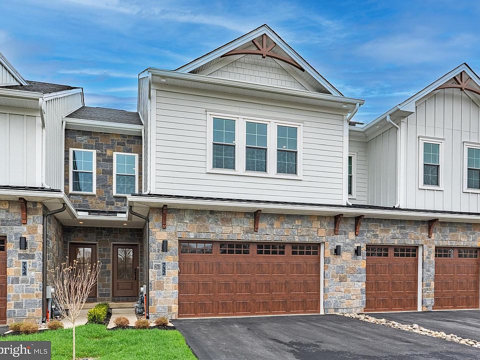 1st image of 732 Emory Ct