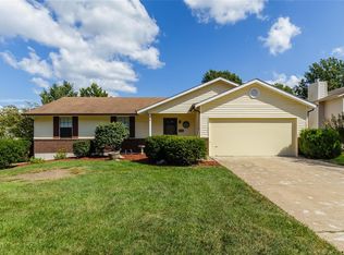 1612 Dahlia Ct, Saint Charles, MO
