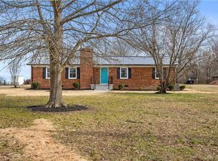 264 Beckford Dr, Lexington, NC 27295