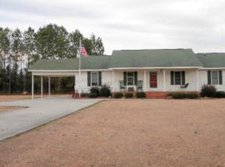 511 Derwood Rd, Lumberton, NC 28358