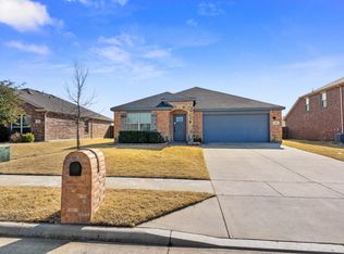 505 Plum Dr, Nevada, TX 75173
