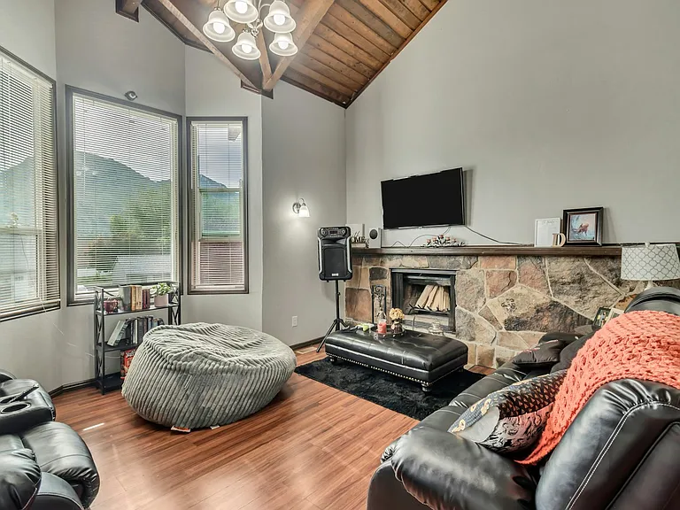 2015 N 650 W Duplex #1 — Photo 2