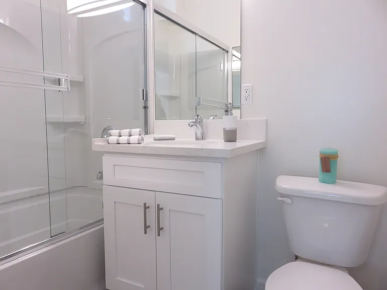 1155 N Columbus Ave #A — Photo 10
