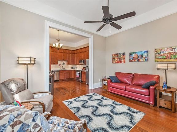 4th image of 1436 Spain St