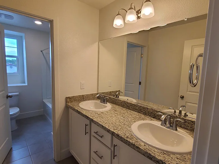 938 Pipit St — Photo 17