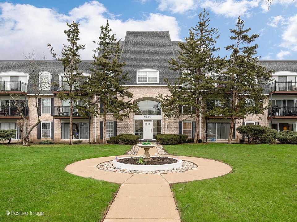 1st image of 5200 Carriage Way Dr #220